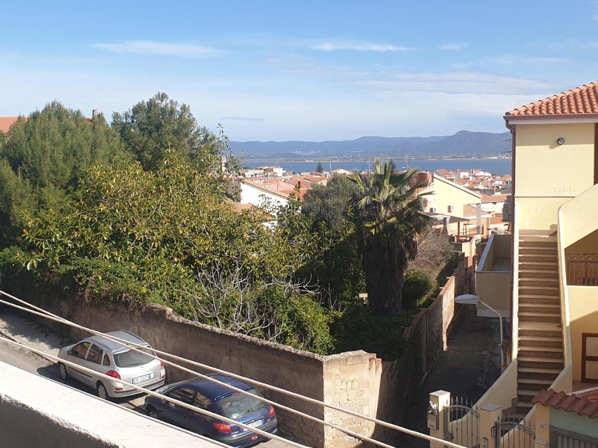 Appartamento In Centro Vista Mare SantʼAntìoco Екстериор снимка