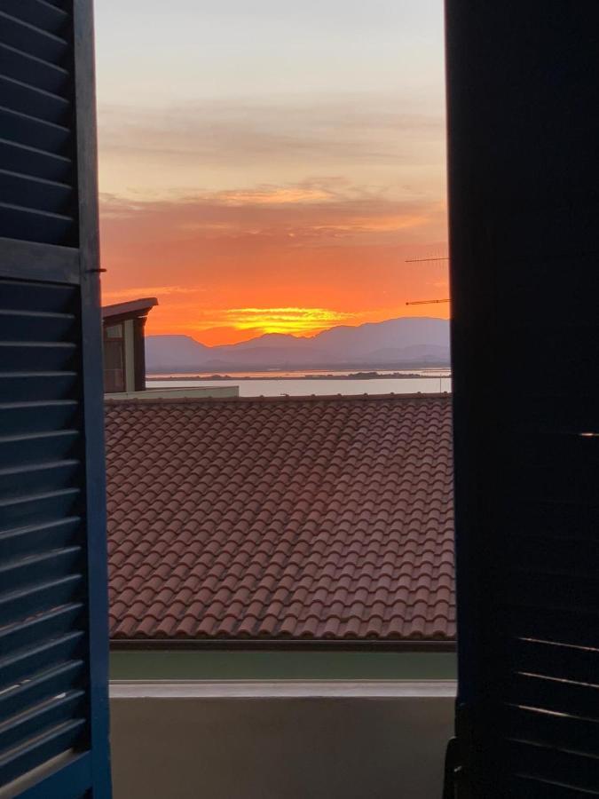 Appartamento In Centro Vista Mare SantʼAntìoco Екстериор снимка